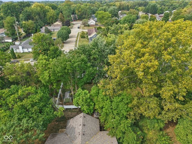 521 Thornberry Drive, Carmel, IN 46032