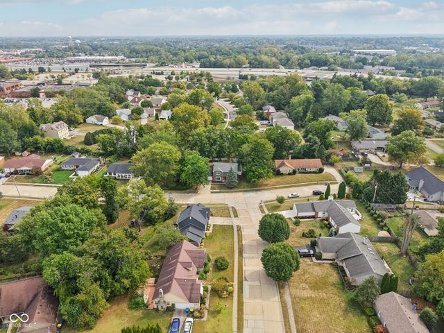 521 Thornberry Drive, Carmel, IN 46032