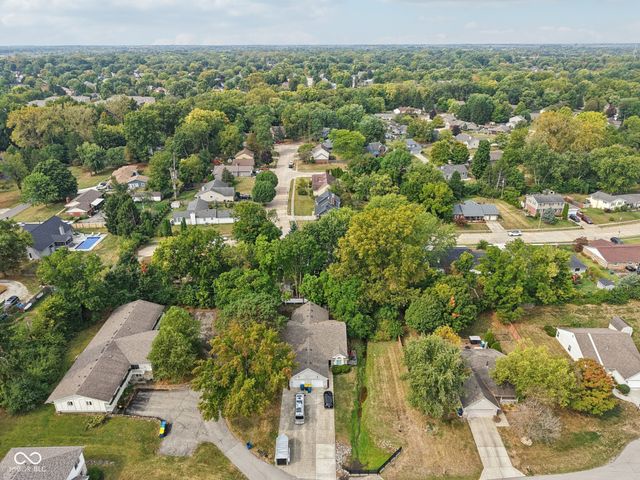 521 Thornberry Drive, Carmel, IN 46032