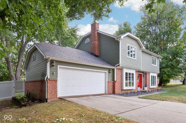 521 Thornberry Drive, Carmel, IN 46032