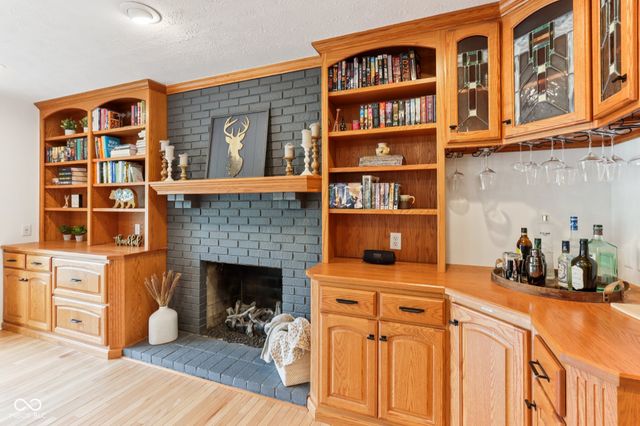 521 Thornberry Drive, Carmel, IN 46032