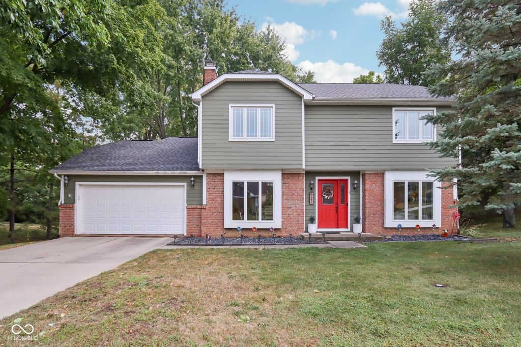 521 Thornberry Drive, Carmel, IN 46032
