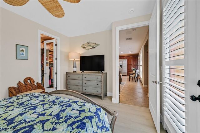 1214 Calcione Drive, Henderson, NV 89011