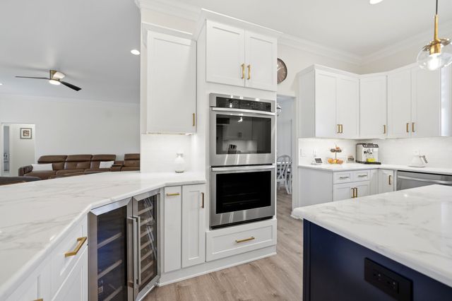 12176 Livingston Way, Talty, TX 75126