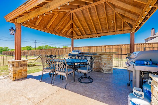 12176 Livingston Way, Talty, TX 75126