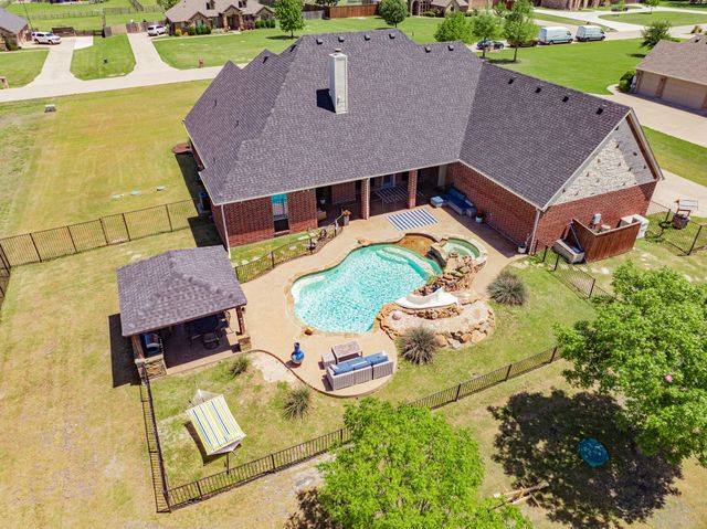 12176 Livingston Way, Talty, TX 75126