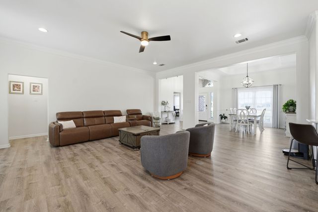 12176 Livingston Way, Talty, TX 75126
