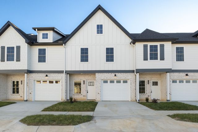 100 Maple View Dr, Lebanon, TN 37090