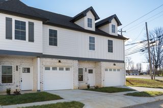 100 Maple View Dr, Lebanon, TN 37090
