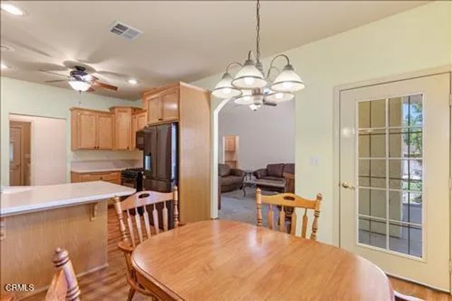 1300 Scarlet Oak Drive, Tehachapi, CA 93561