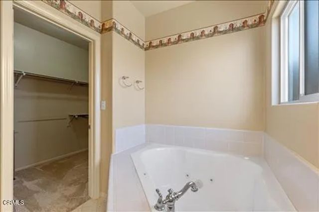 1300 Scarlet Oak Drive, Tehachapi, CA 93561
