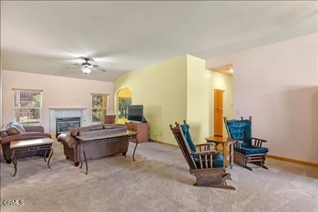 1300 Scarlet Oak Drive, Tehachapi, CA 93561