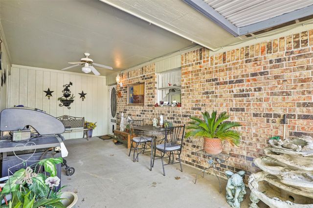 27414 Kathy Lane, Magnolia, TX 77355