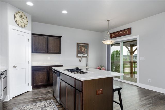 300 NW 1st Street, Waukee, IA 50263