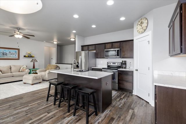 300 NW 1st Street, Waukee, IA 50263