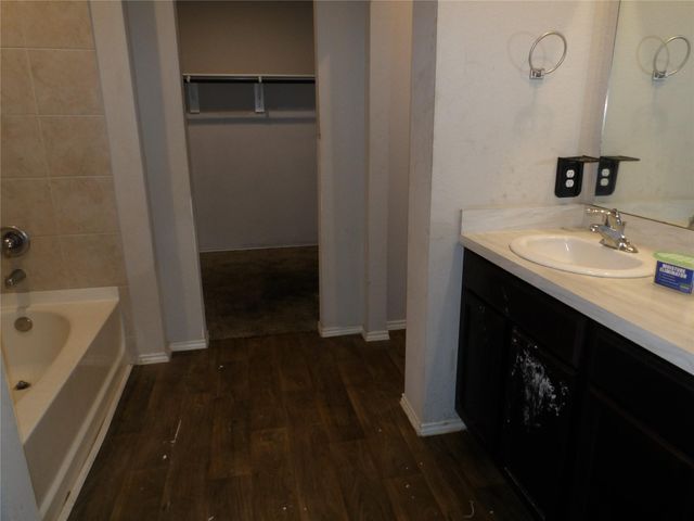 2406 Hartsel Forest Trail, Spring, TX 77373