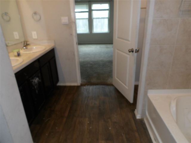 2406 Hartsel Forest Trail, Spring, TX 77373