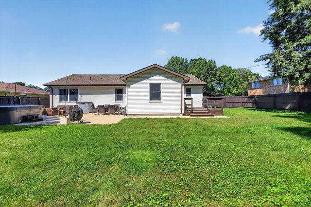 3404 Cedar Lane, Lake Charter Twp, MI 49106