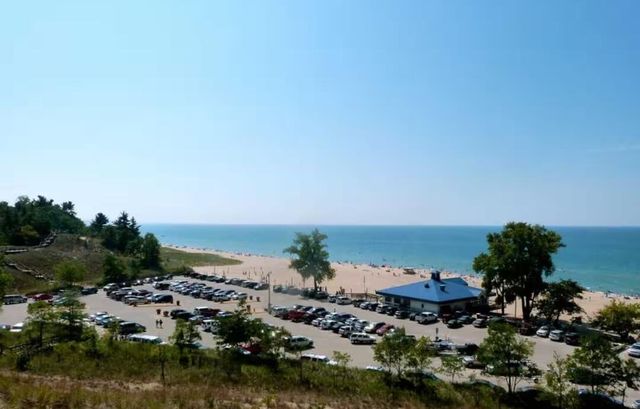 3404 Cedar Lane, Lake Charter Twp, MI 49106