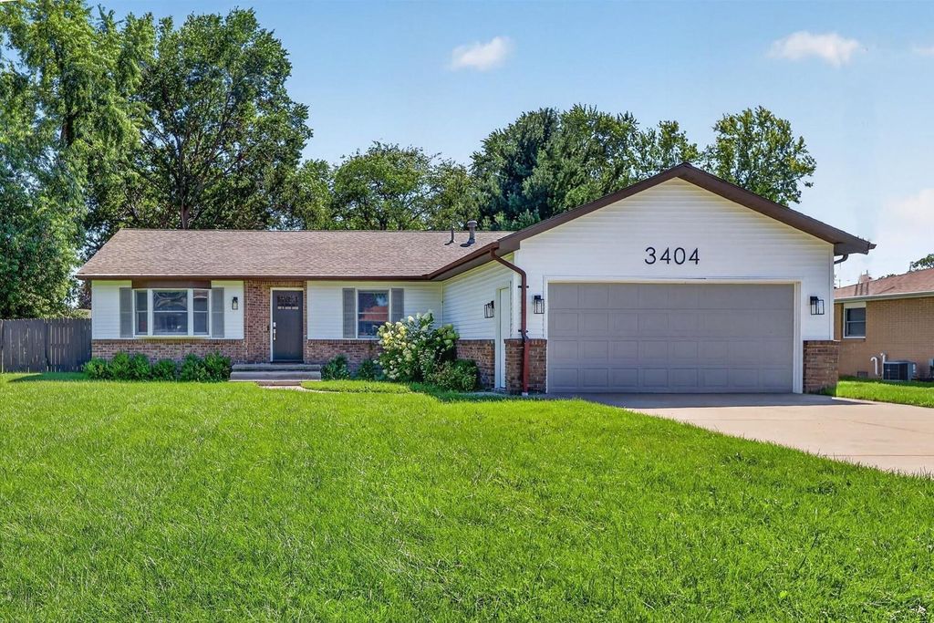 3404 Cedar Lane, Lake Charter Twp, MI 49106