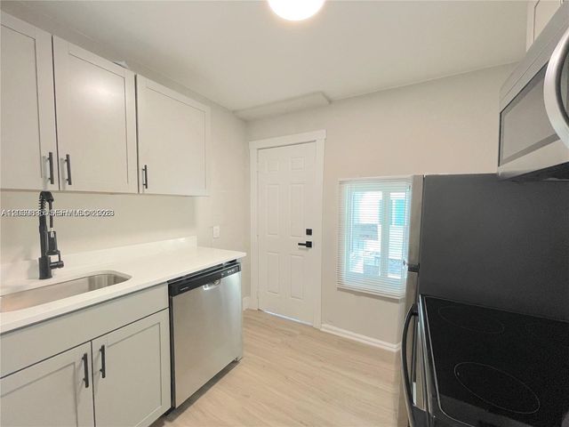 1836 Dewey Street 2, Hollywood, FL 33020