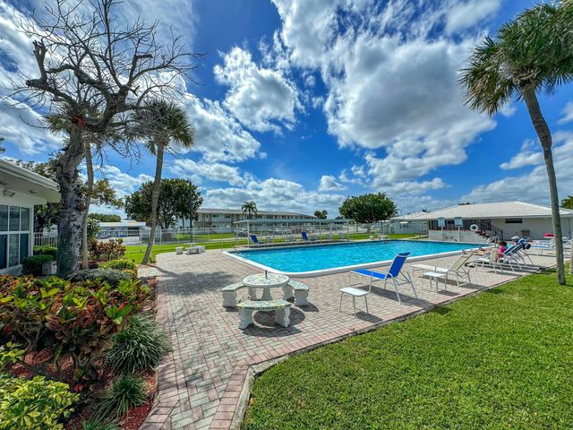 121 NW 31st Court, Pompano Beach, FL 33064