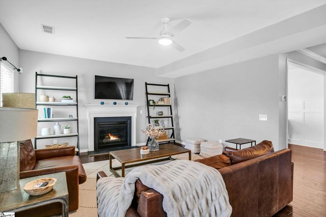 2 Brazos Lane, Simpsonville, SC 29680