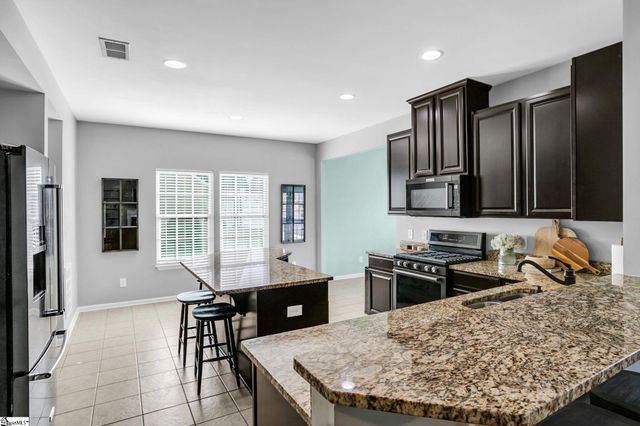 2 Brazos Lane, Simpsonville, SC 29680