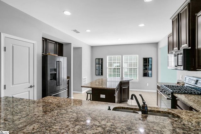 2 Brazos Lane, Simpsonville, SC 29680