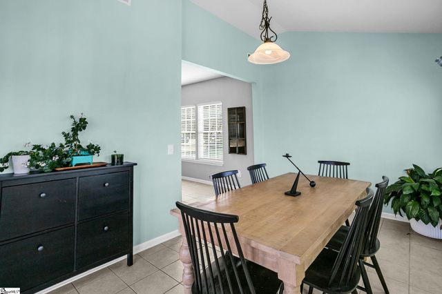 2 Brazos Lane, Simpsonville, SC 29680