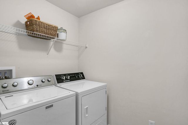 2 Brazos Lane, Simpsonville, SC 29680