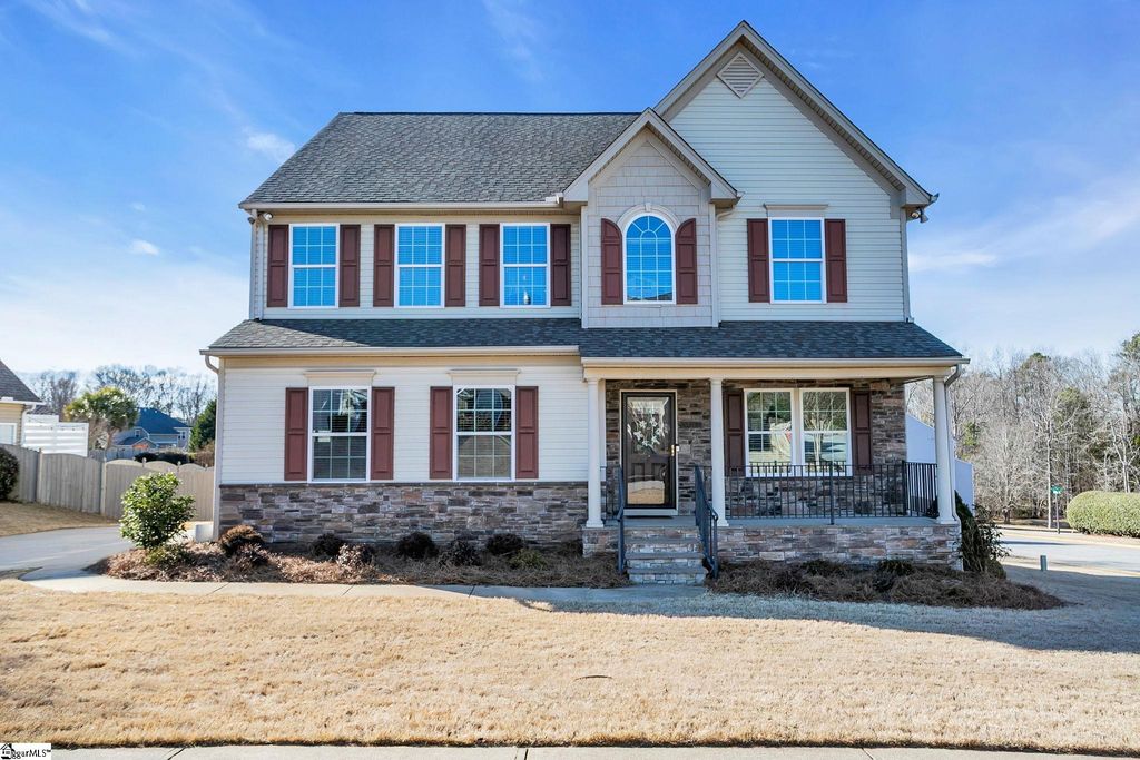 2 Brazos Lane, Simpsonville, SC 29680