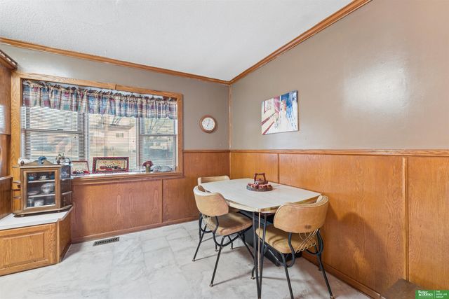 7305 S 78 Street, La Vista, NE 68128