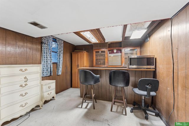 7305 S 78 Street, La Vista, NE 68128