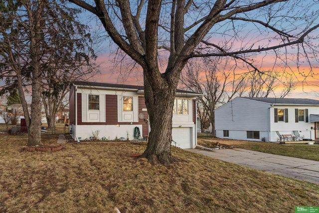 7305 S 78 Street, La Vista, NE 68128