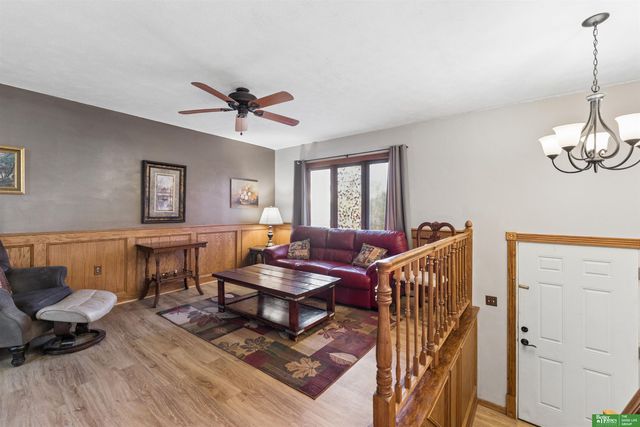 7305 S 78 Street, La Vista, NE 68128