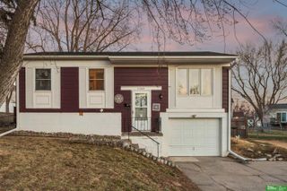 7305 S 78 Street, La Vista, NE 68128