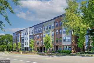 4053 LEGATO RD #80, Fairfax, VA 22033