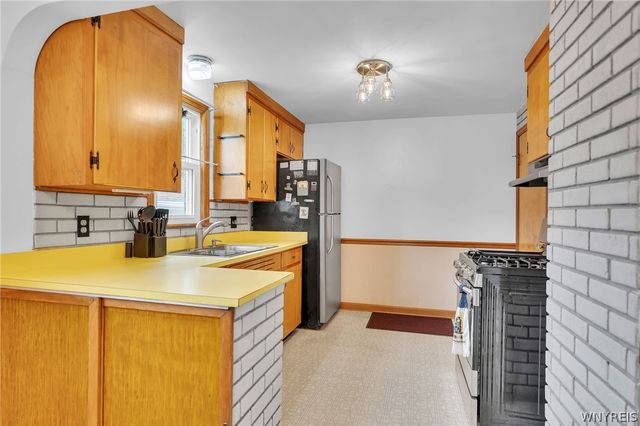 75 Girard Avenue, Cheektowaga, NY 14227