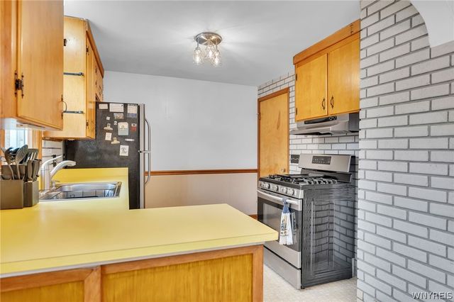 75 Girard Avenue, Cheektowaga, NY 14227