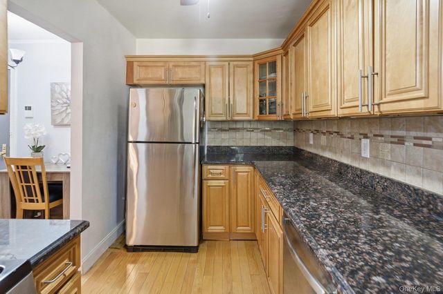 51-42 30th Avenue 3L, Woodside, NY 11377