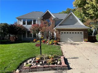 517 Bishop Place, Berea, OH 44017