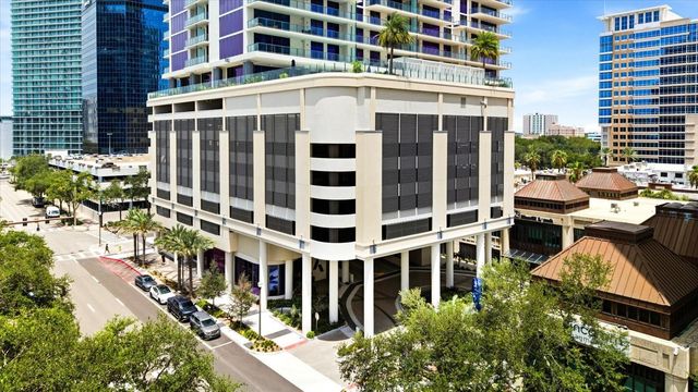 275 1ST AVENUE S 3308, St Petersburg, FL 33701