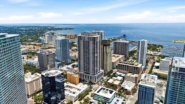 275 1ST AVENUE S 3308, St Petersburg, FL 33701