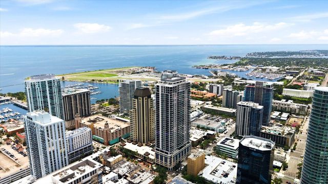 275 1ST AVENUE S 3308, St Petersburg, FL 33701