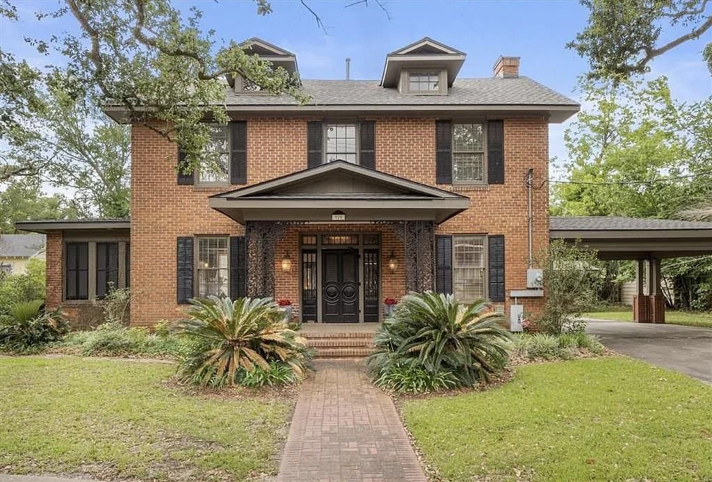 920 Broad St Street, Lake Charles, LA 70601