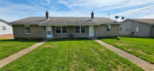 1640-1642 Cedarcrest Avenue SW, Massillon, OH 44646