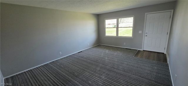 1640-1642 Cedarcrest Avenue SW, Massillon, OH 44646