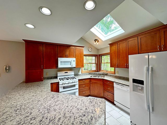 6732 Vienna Avenue, Portage, IN 46368