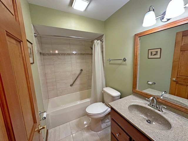 6732 Vienna Avenue, Portage, IN 46368